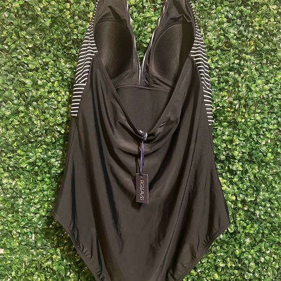 FIGLEAVES One Piece Swimsuit Black and White Twist Size 20R NWT - Picture 5 of 9